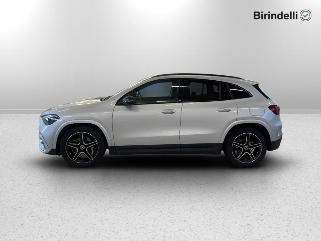 Mercedes-Benz GLA (H247) - GLA 180 d Automatic AMG Line Premium