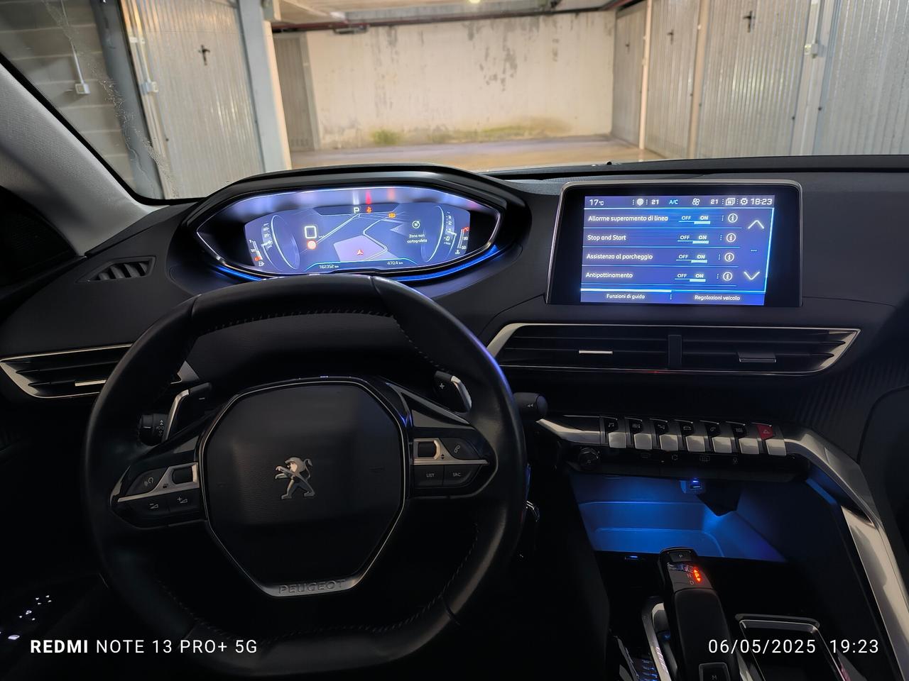 Peugeot 5008 BlueHDi 130 S&S Business