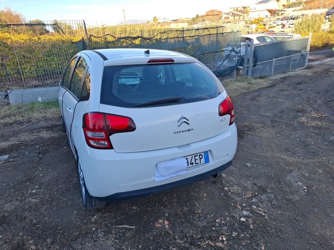 CITROEN C3 EXCLUSIVE 1.2 SINISTRATA VA IN MOTO