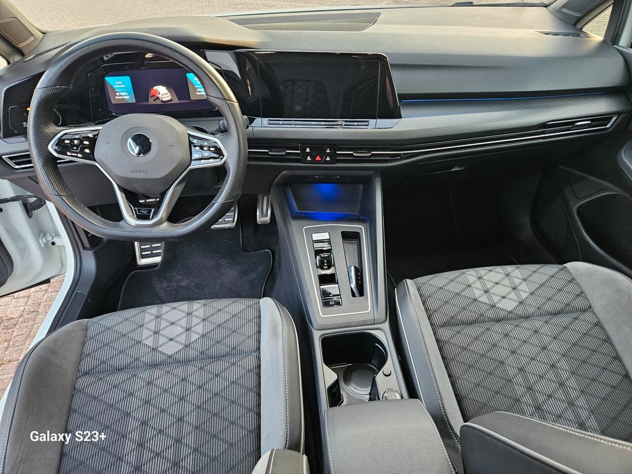 Volkswagen Golf 8 R-LINE HYBRID PROMO/RITIRO USATO/SCAMBIO