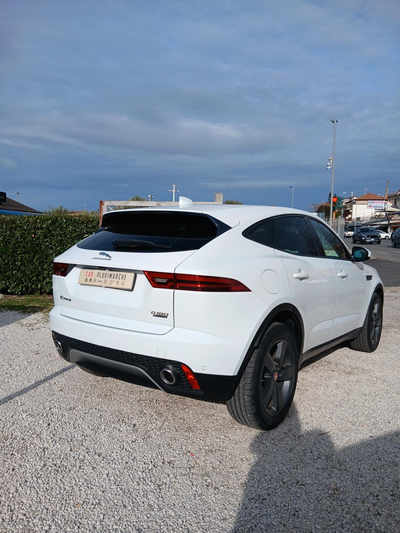 Jaguar E-Pace 2.0D 180 CV AWD aut. R-Dynamic S