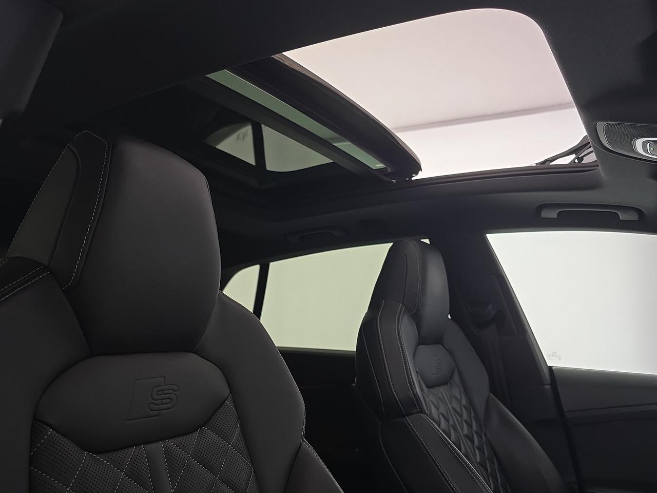 Audi Q8 55 3.0 tfsi mhev sport quattro tiptronic