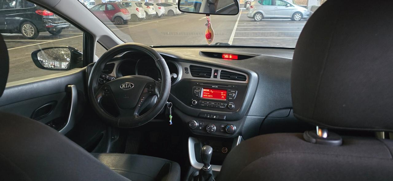 Kia Ceed cee'd 1.4 GPL 5 porte Active