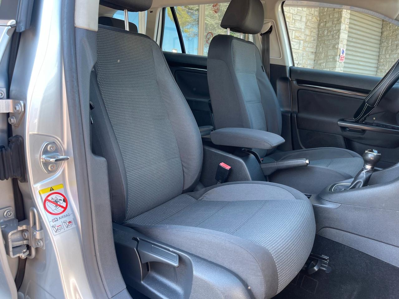 Volkswagen Golf Variant 1.6 TDI DPF Trendline NEO PATENTATI