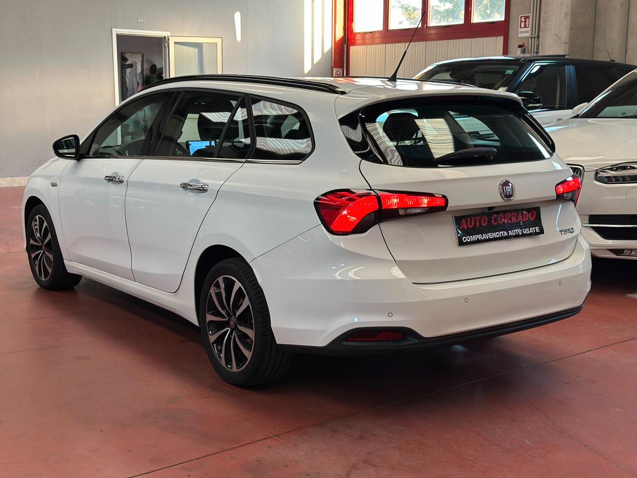 Fiat Tipo 1.6 Mjt S&S SW Lounge 2017