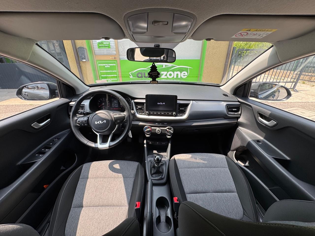 Kia Stonic 1.2 DPI Style - Solo 26.988 km!