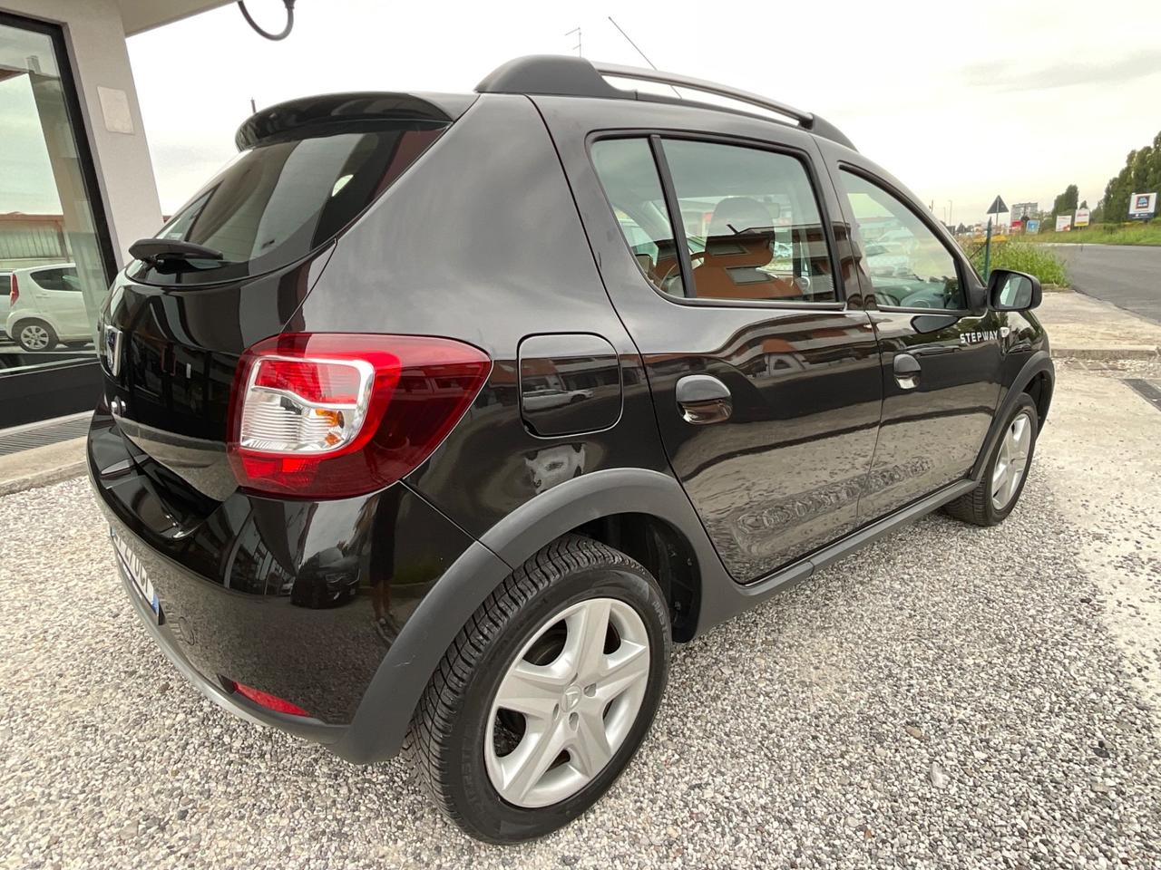 Dacia Sandero Stepway 900 TCe 12V 90CV Prestige