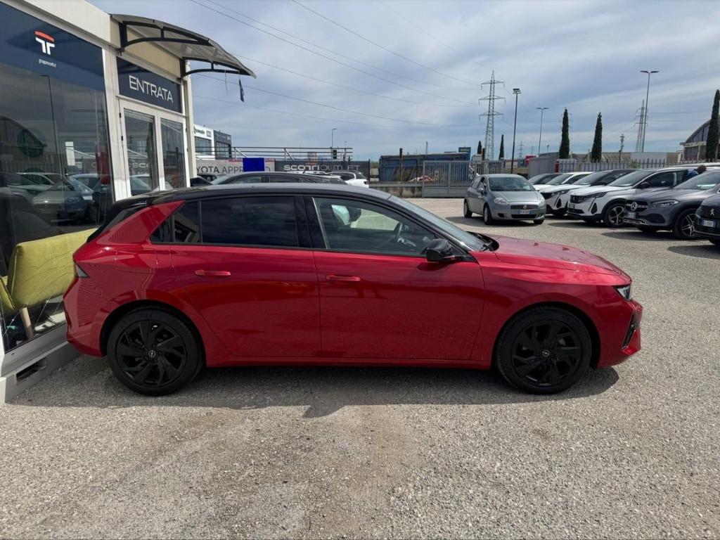 OPEL Astra 5P GS Line 1.2