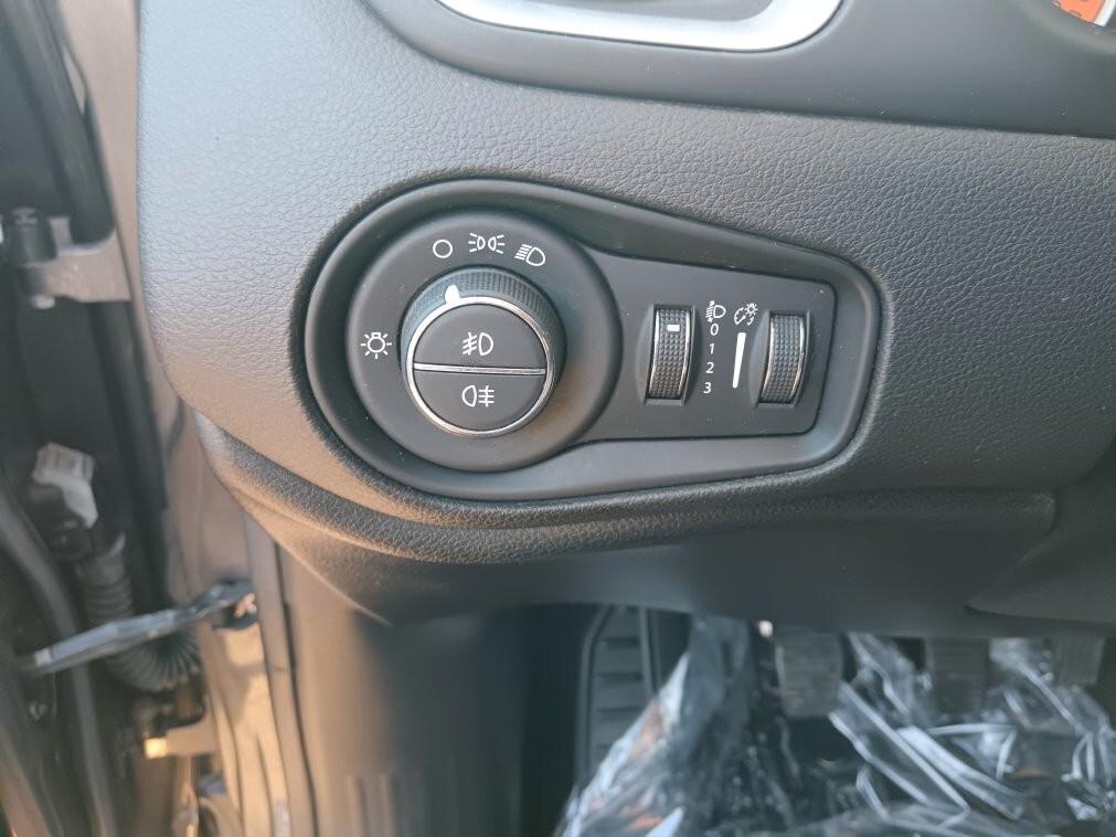 Jeep Renegade 1.6 GPL
