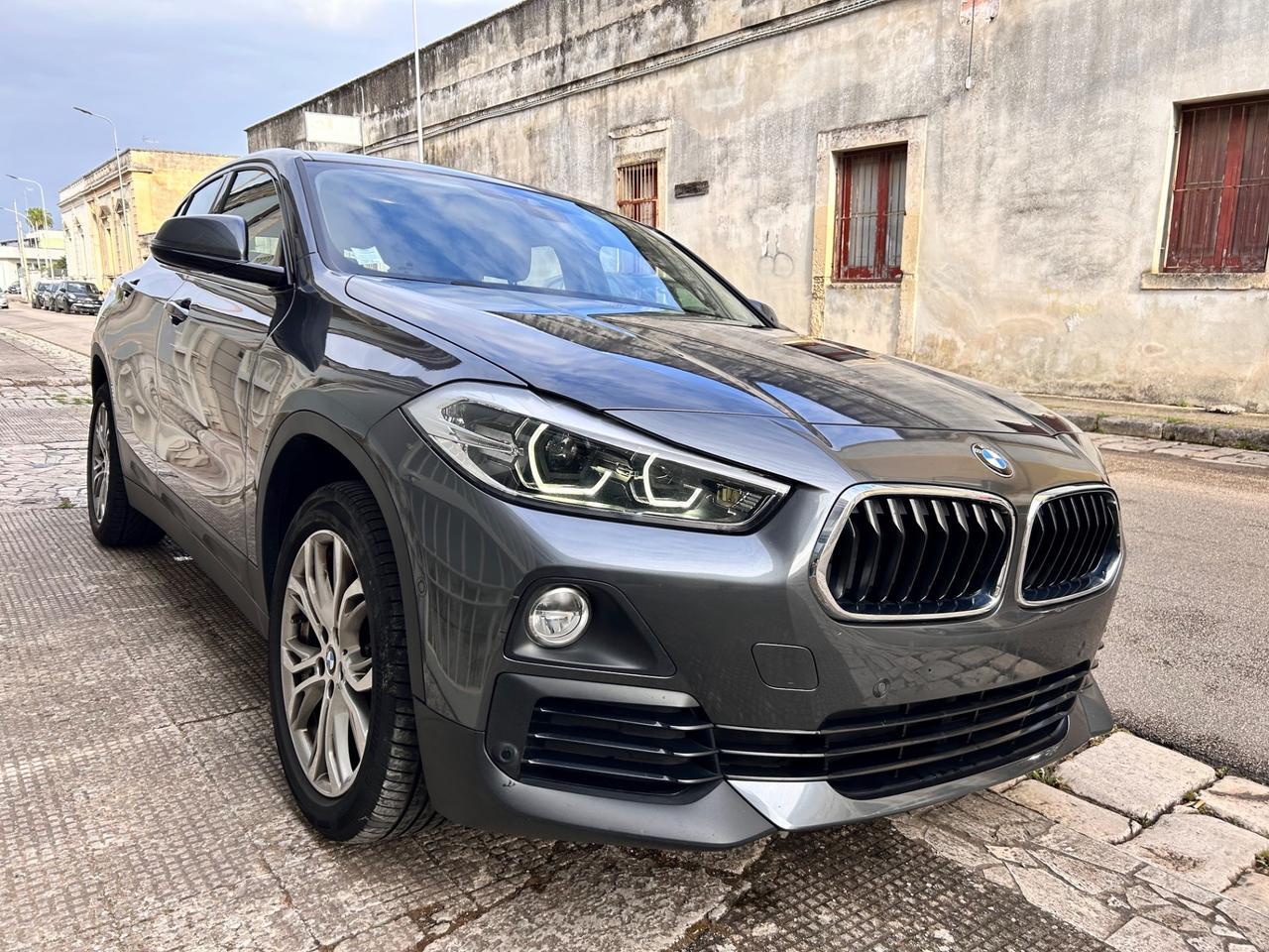 Bmw X2 sDrive18d SPORT