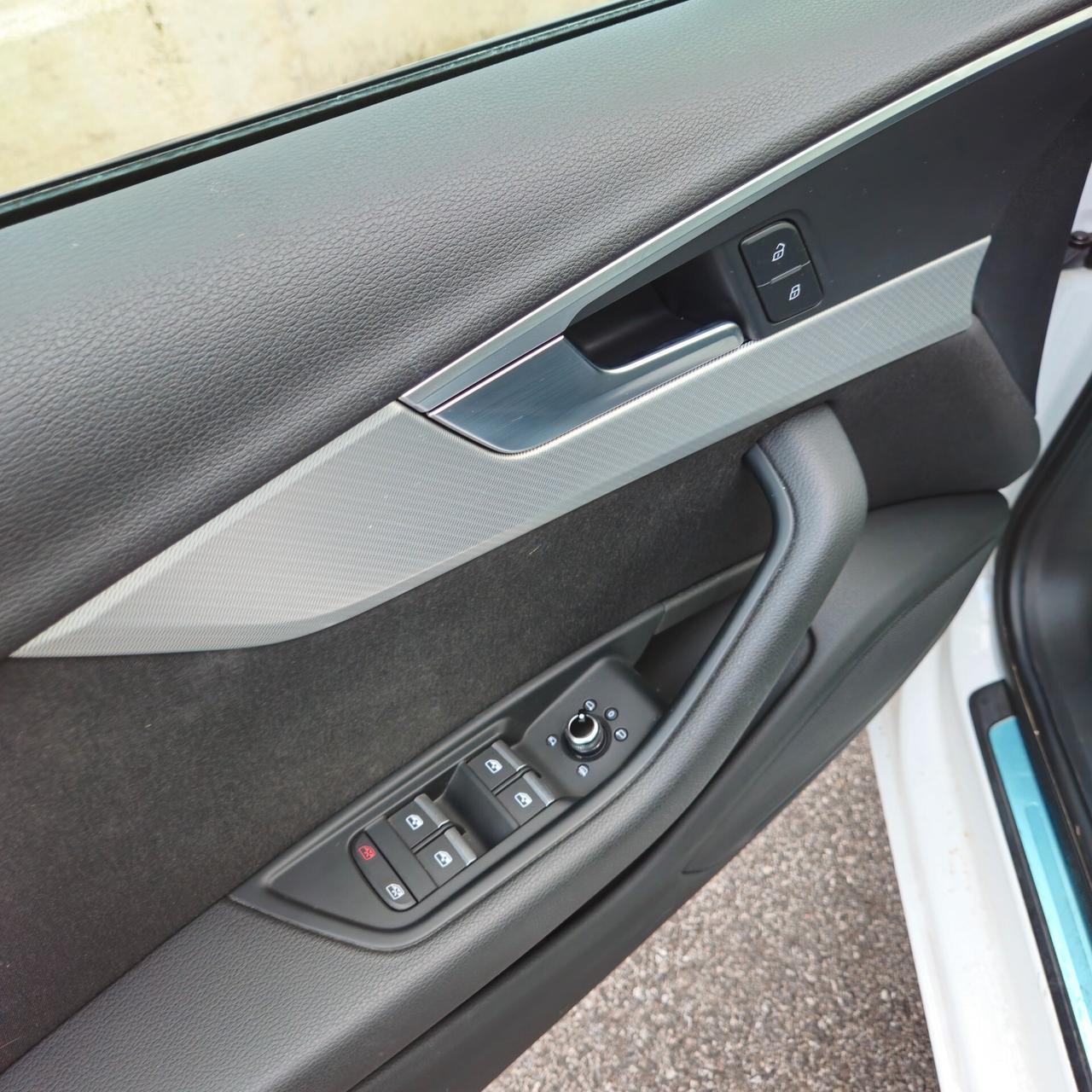 Audi A4 2.0 TDI 150 CV ultra S tronic Business Sport