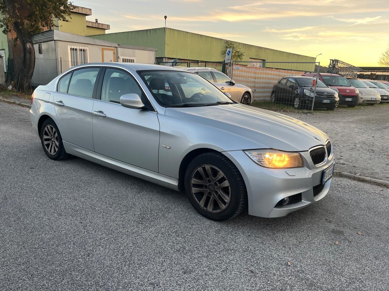 Bmw 318 318d 2.0 143CV cat MSport 2012