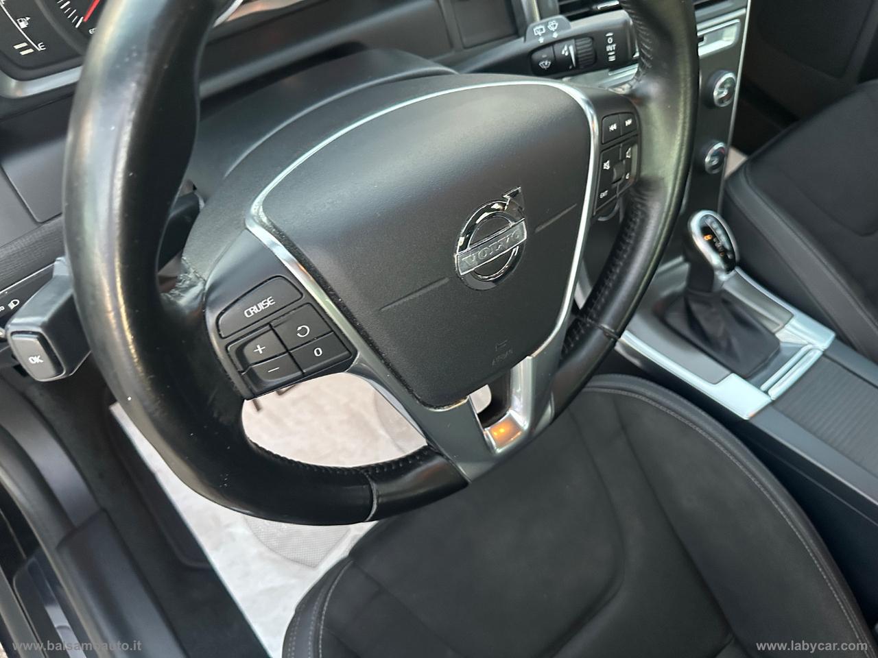 VOLVO XC60 AWD 2.4D Momentum