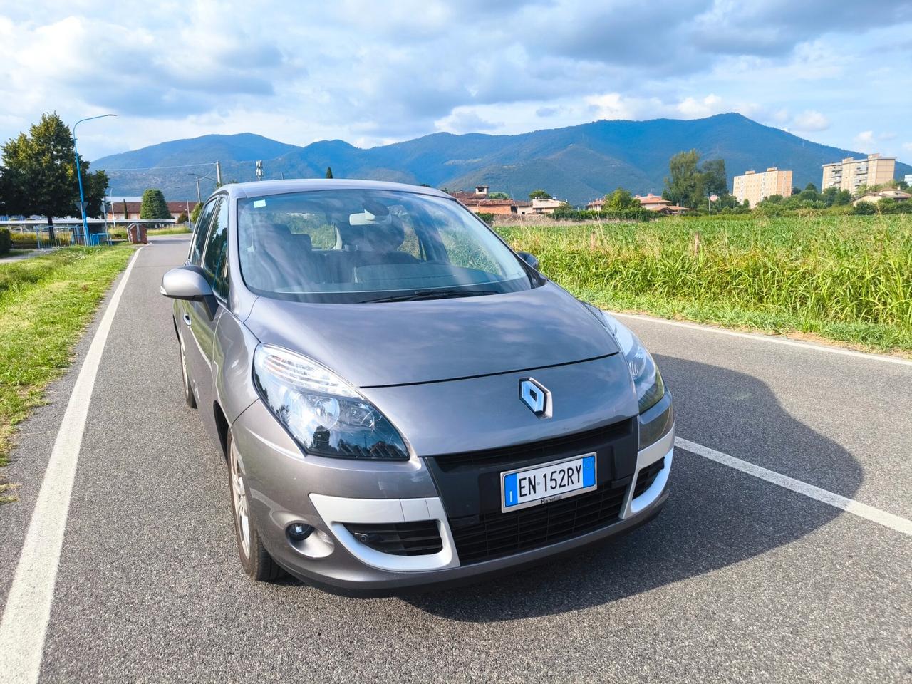 RENAULT SCENIC X-MODE 1,6 DCI- KM 90000-OK NEOPATENTATI