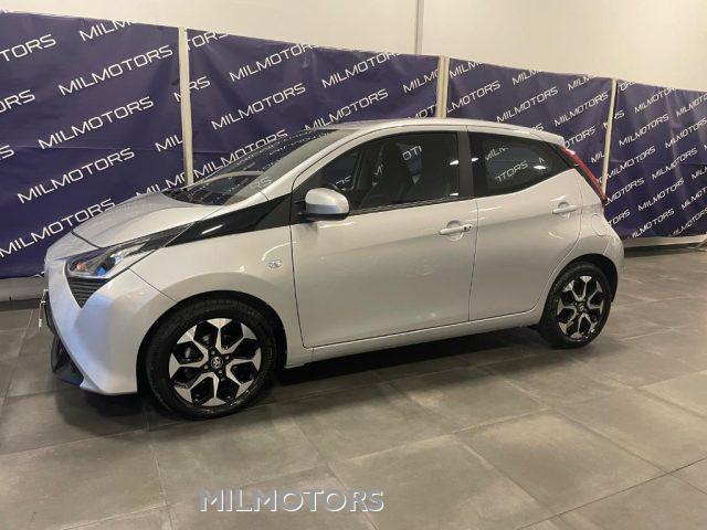 TOYOTA Aygo Connect 1.0 VVT-i 72 CV 5 porte x-play MMT