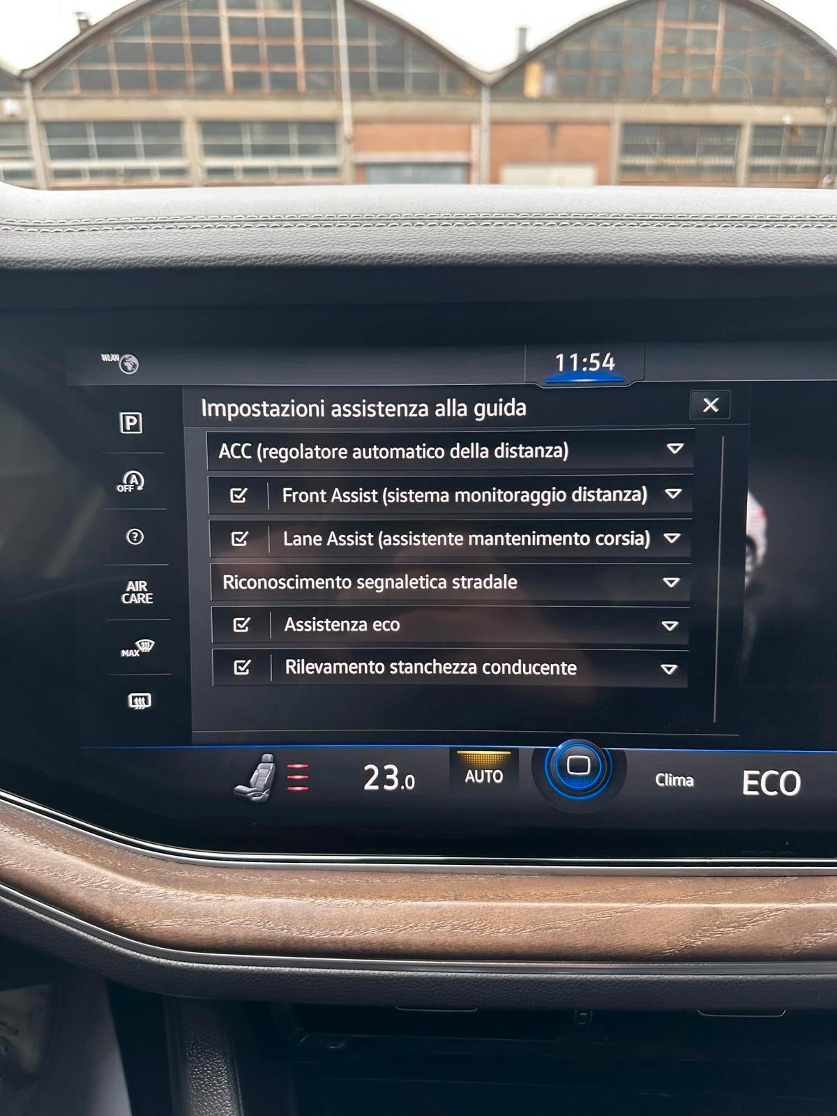 Volkswagen Touareg 3.0 V6 TDI SCR Atmosphere TETTO APRIBILE E INTERNI IN PELLE TOTALE CON MEMORIA