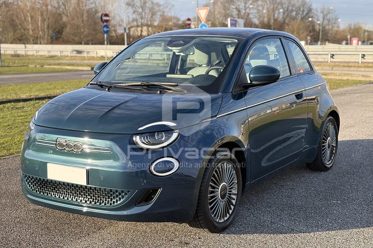 FIAT 500e Berlina 42 kWh Icon