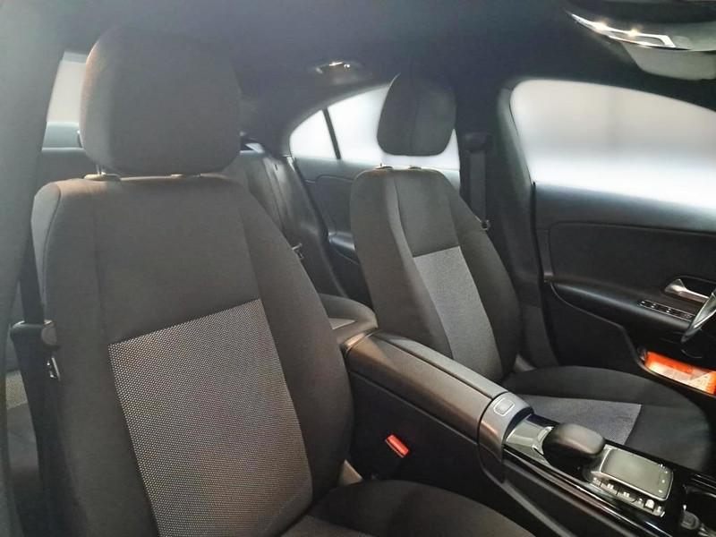 MERCEDES-BENZ CLA 180 D AUTOMATIC BUSINESS 4 PORTE COUPE