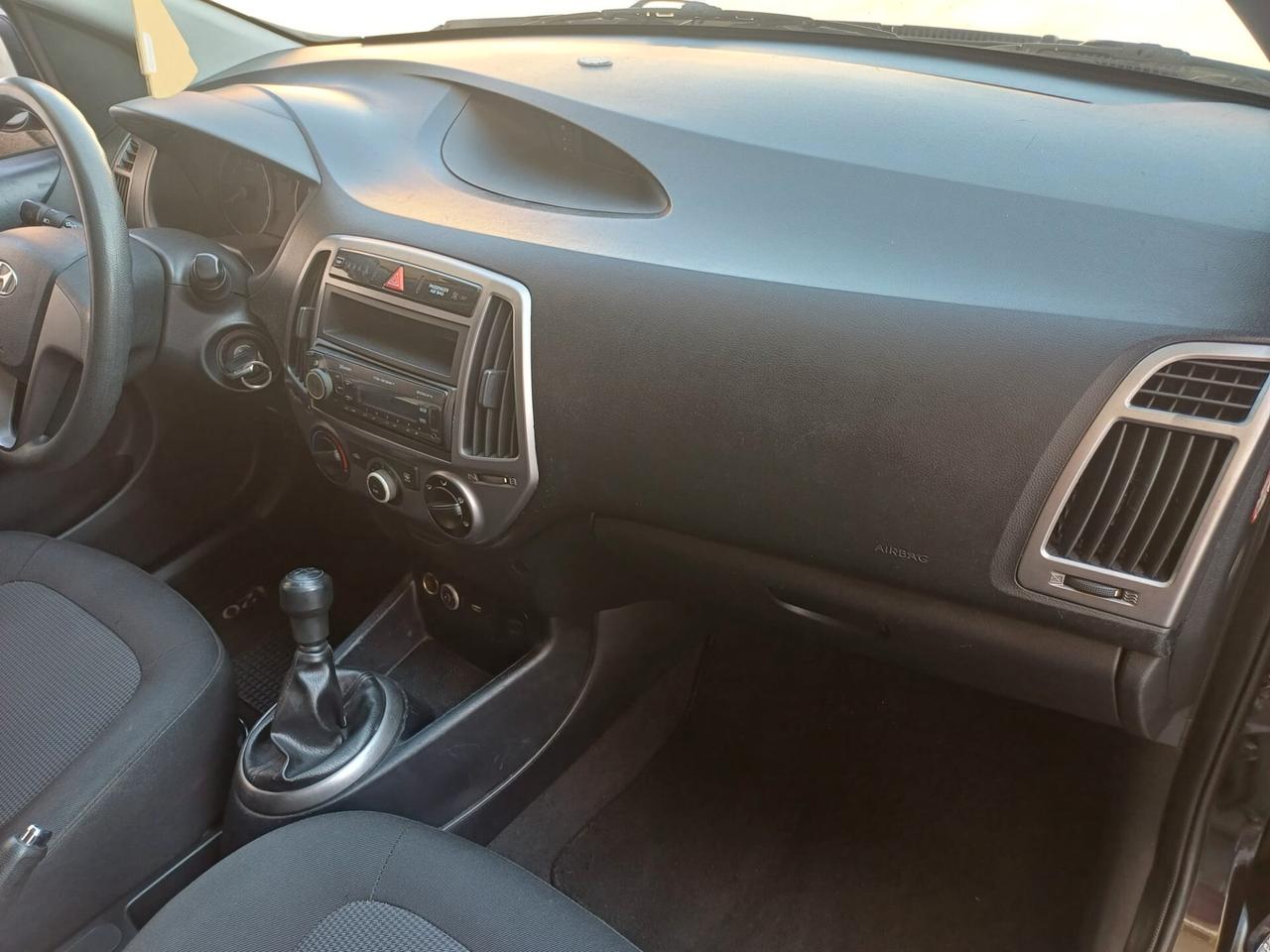Hyundai i20 GPL DI SERIE - 2013