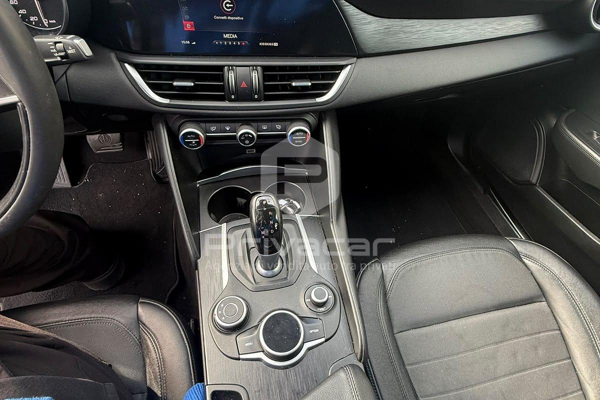 ALFA ROMEO Giulia 2.2 Turbodiesel 180 CV AT8 Super