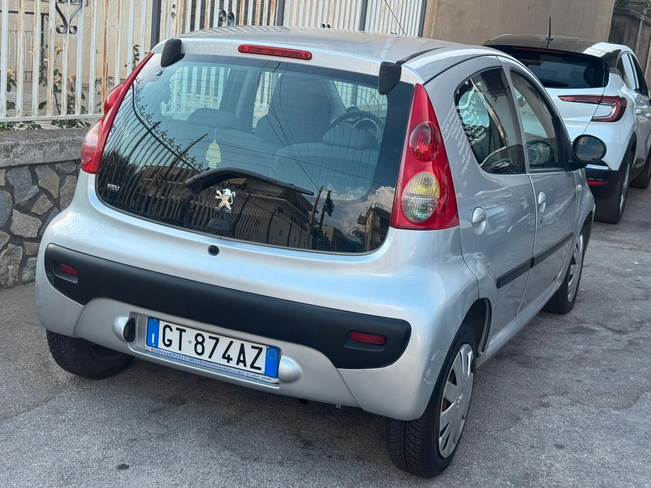 Peugeot 107 1.4 HDi 5p. Sweet Years