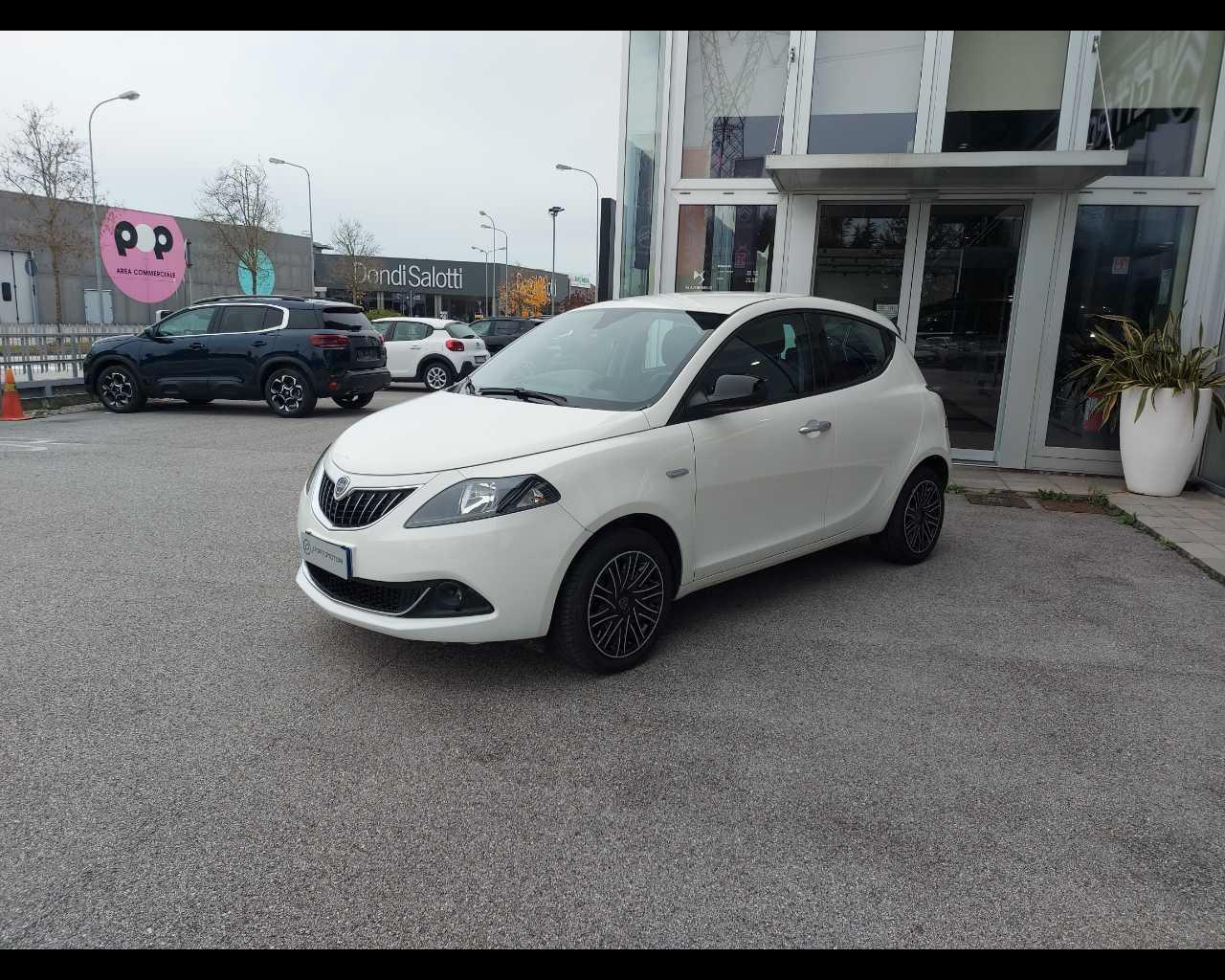 LANCIA Ypsilon 3ª serie - Ypsilon 1.0 FireFly 5 porte S&S Hybrid Gold