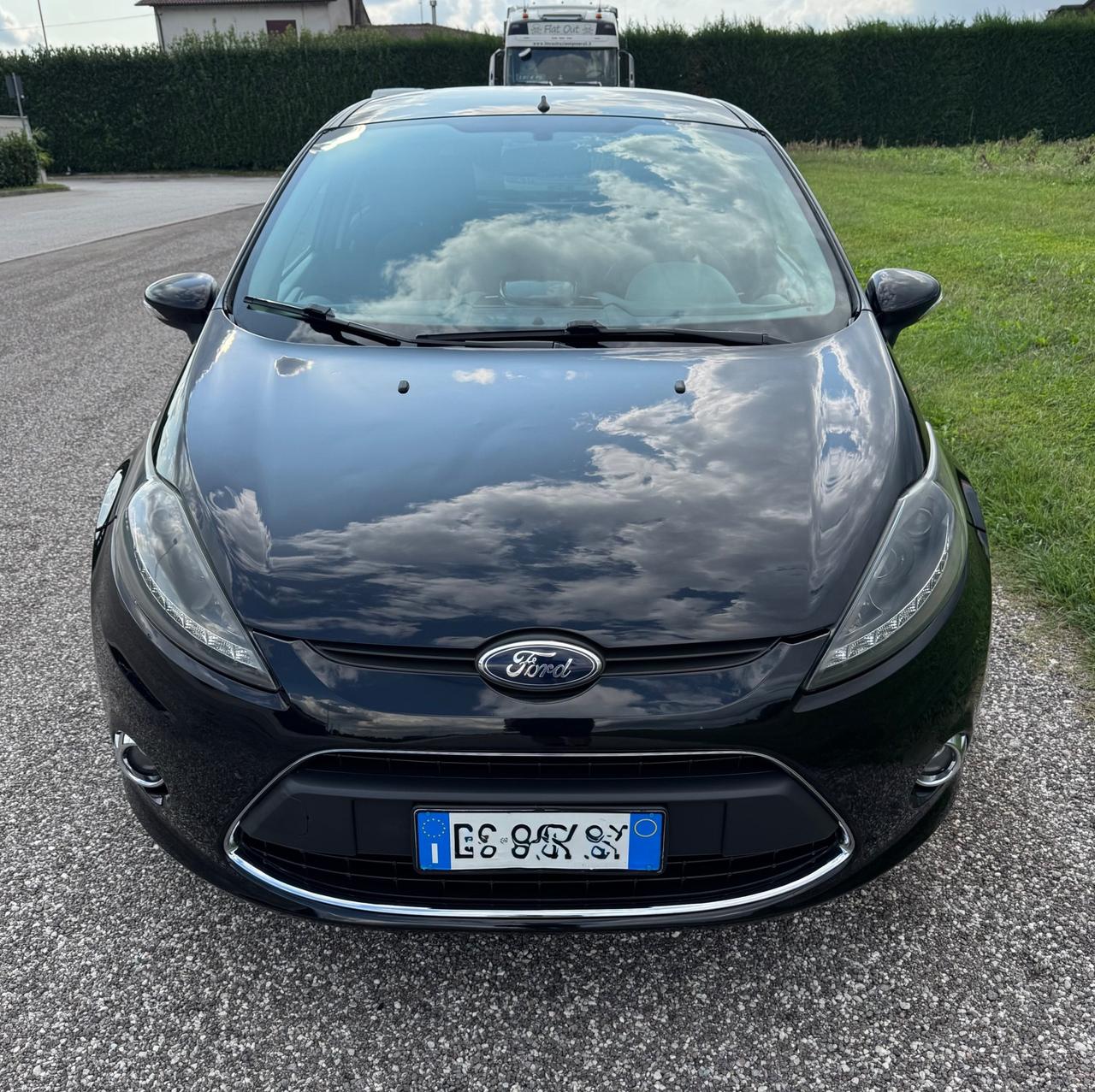 FORD FIESTA 1.4 TDCi DIESEL 5 PORTE NEOPATENTATI