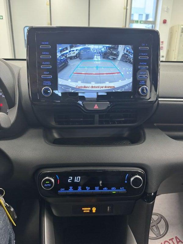 Toyota Yaris Hybrid Active MY22