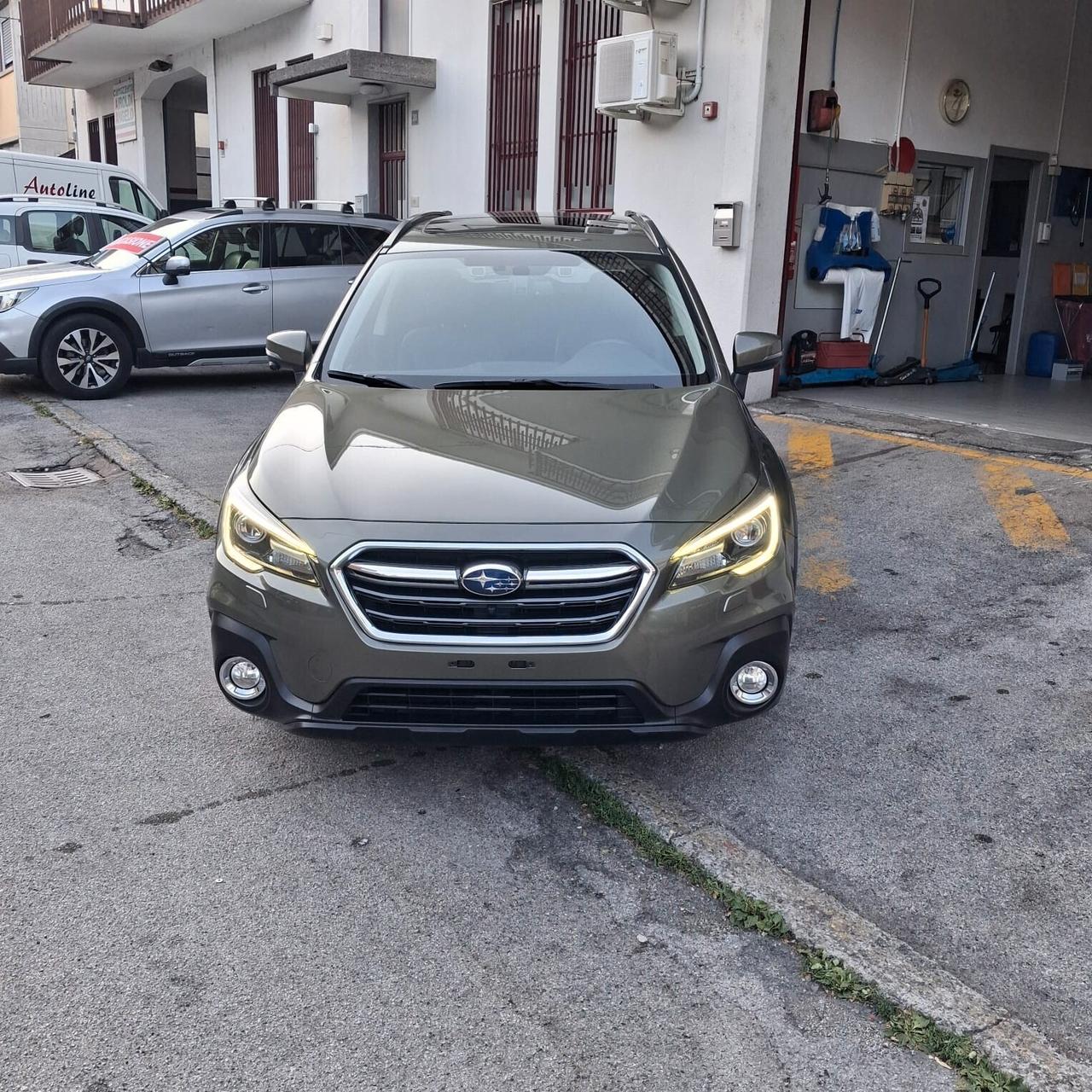Subaru OUTBACK 2.5i Lineartronic Premium
