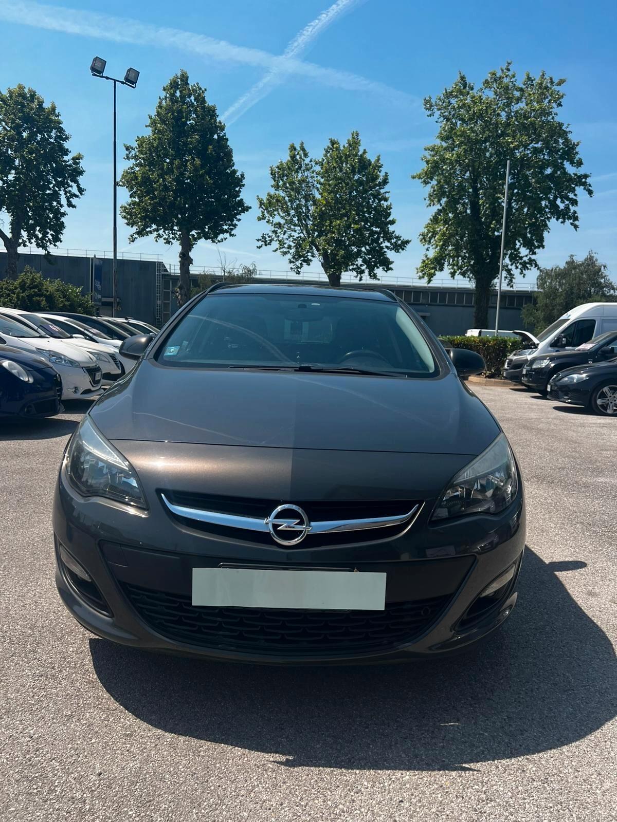 Opel Astra 1.6 business