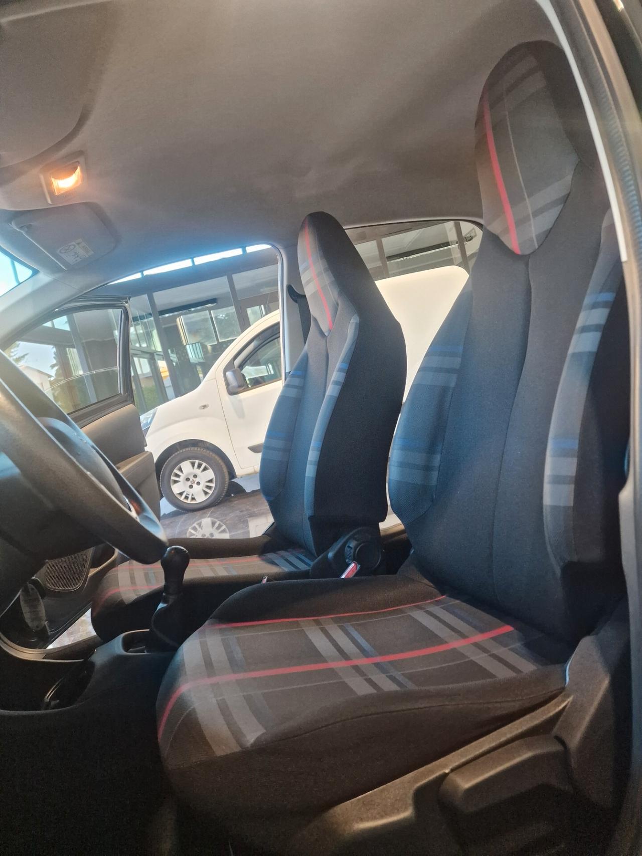 Peugeot 108 VTi 68 3 porte Access, 101 mila chilometri