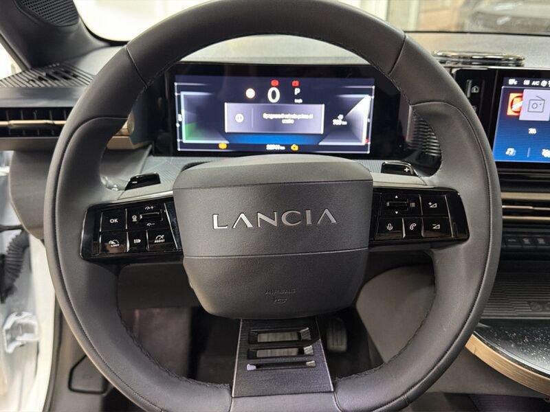 Lancia Ypsilon Ypsilon 1.2 LX 100cv e-dct