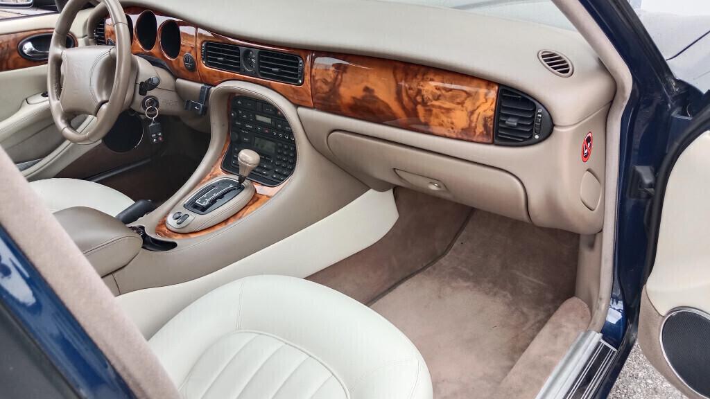 Jaguar XJ8 - 3.2 - ASI - allestimento sport -