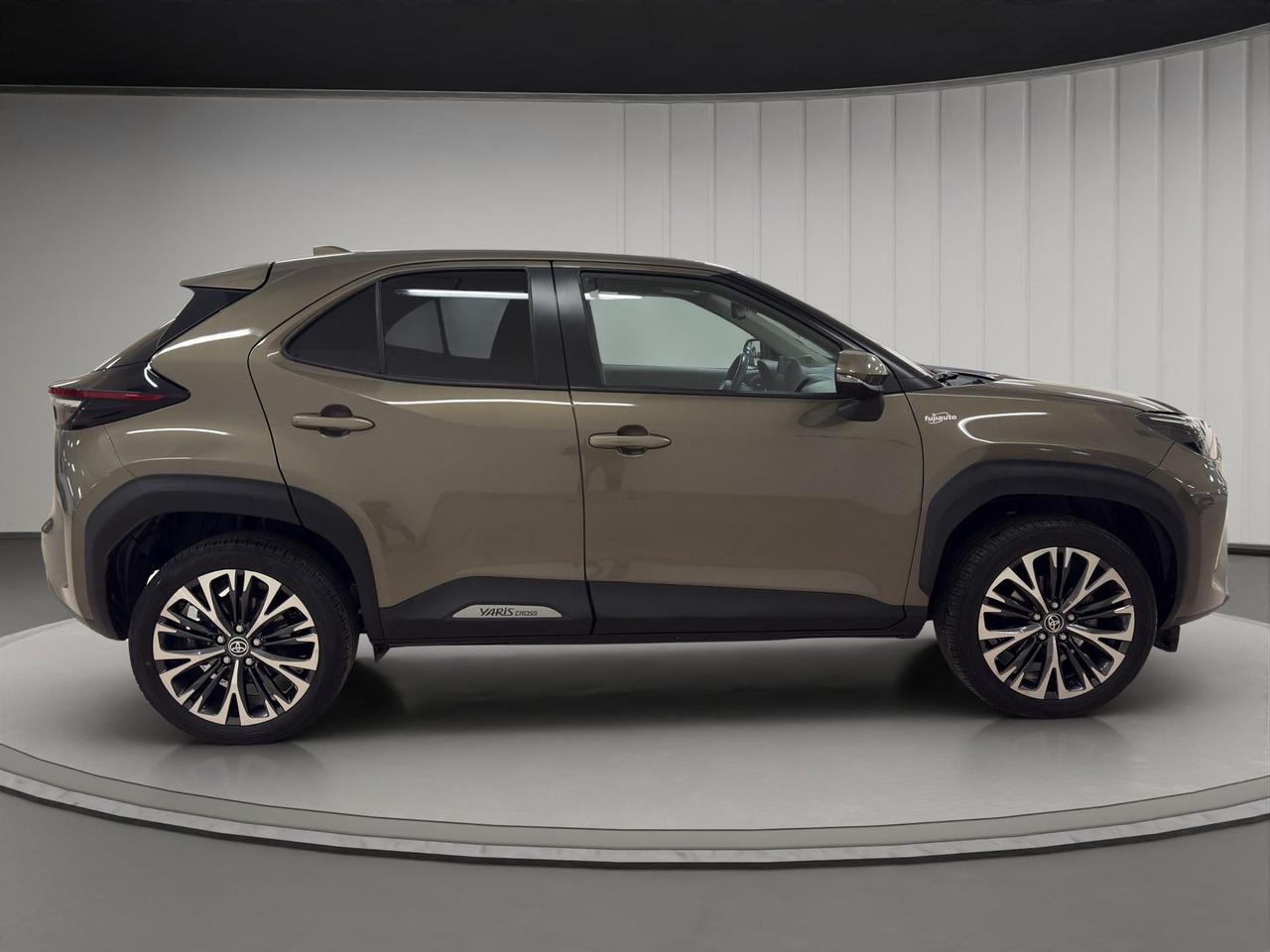 Toyota Yaris Cross 1.5h Lounge awd-i 116cv e-cvt