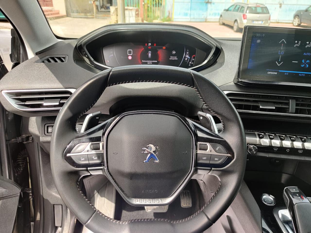 Peugeot 5008 BlueHDi 130 S&S EAT8 Active Business