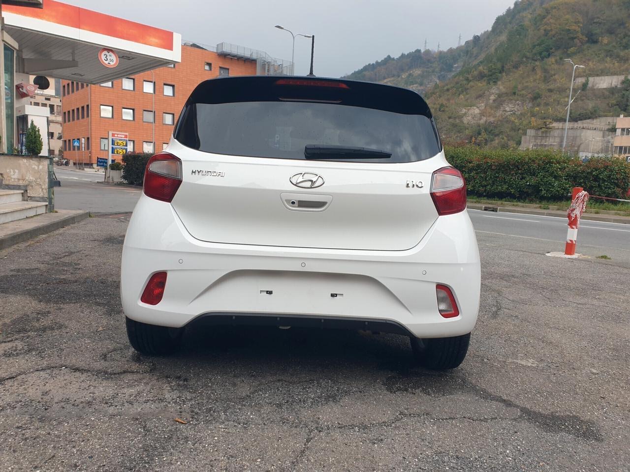 Hyundai i 10 1.0 select ,navi,pdc,telecamera