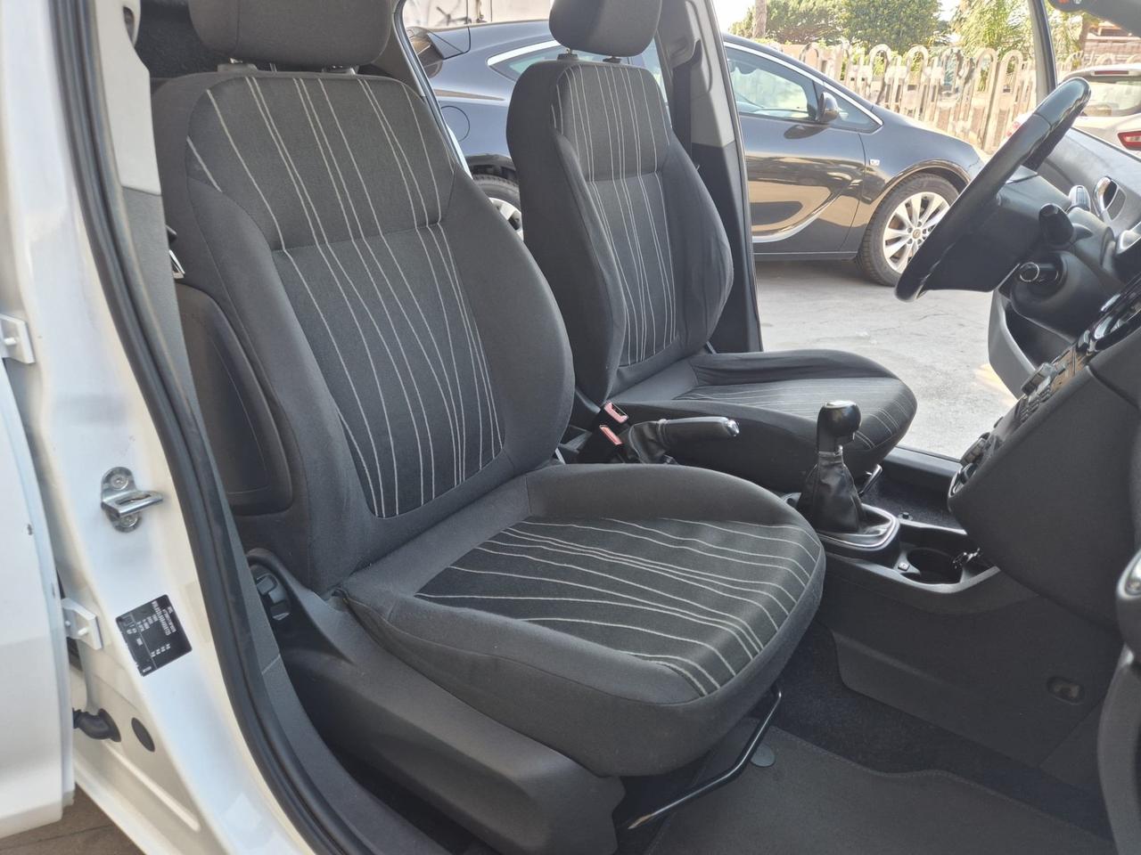 Opel Corsa 1.2 5 porte Cosmo euro5