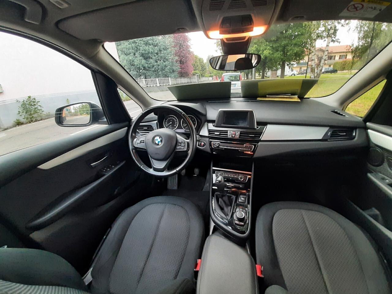 Bmw 216 218d Active Tourer Luxury A SOLI 12 .499 EURO
