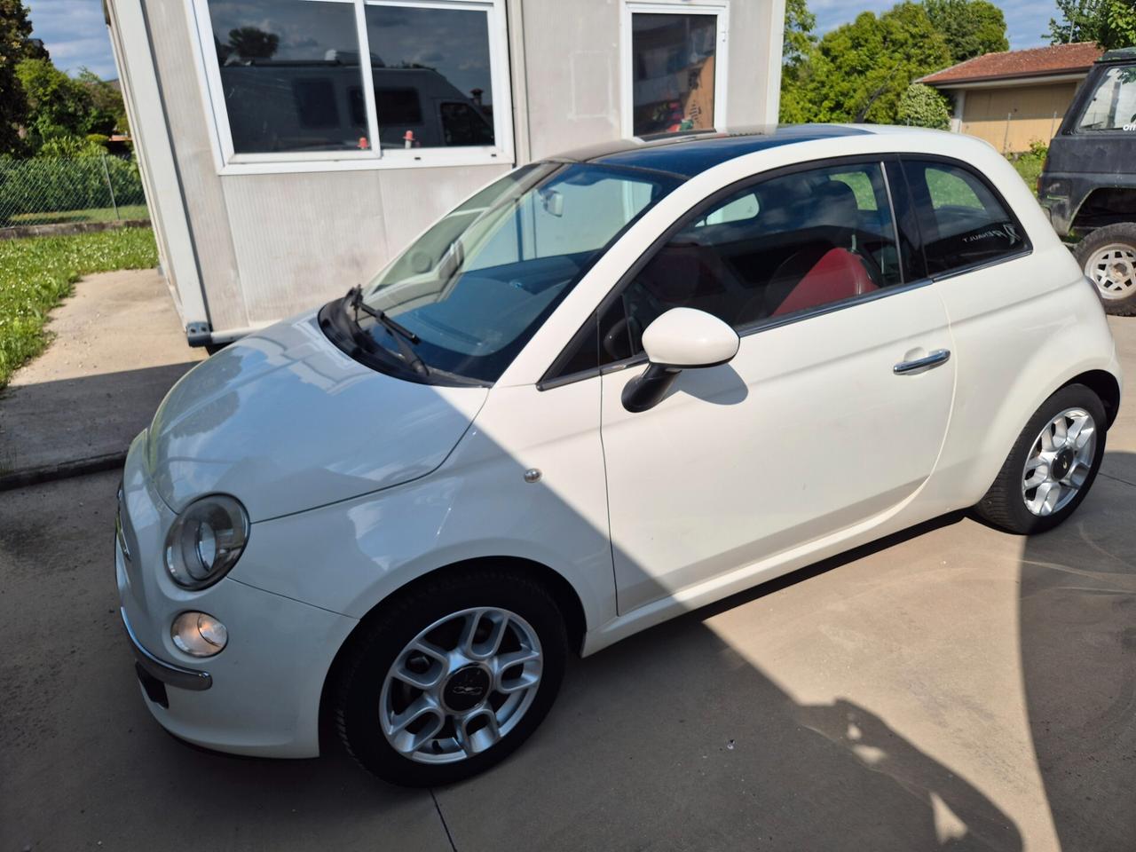 Fiat 500 1.3 mtj LOUNGE Ok neopatentati
