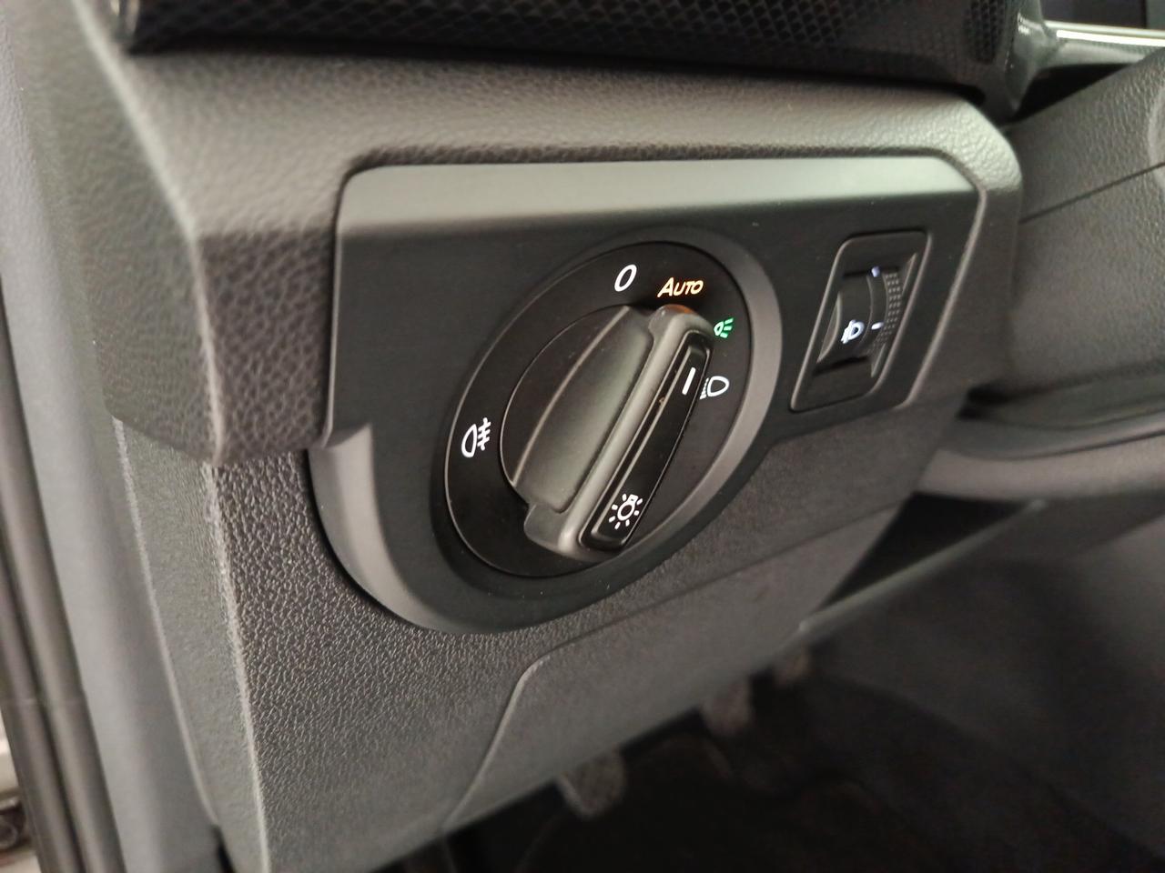 VOLKSWAGEN T-Cross - T-Cross 1.0 TSI Life