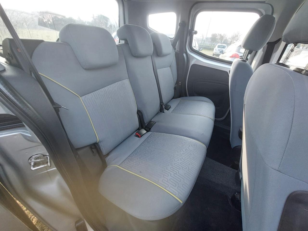 Peugeot Bipper Tepee 1.4 HDi 70CV Outdoor