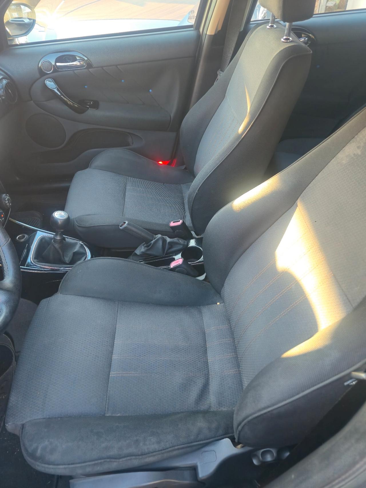 Alfa Romeo 147 1.9 JTD M-JET 16V 5 porte Q2