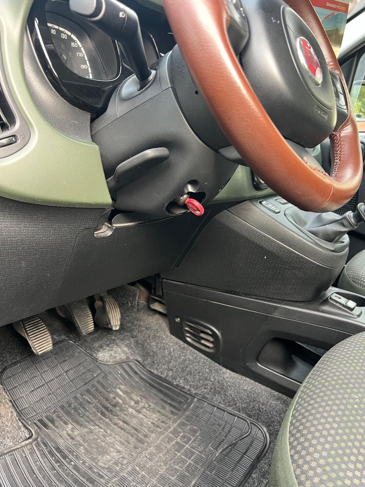 Fiat Panda 900 turbo Metano Trekking 2014