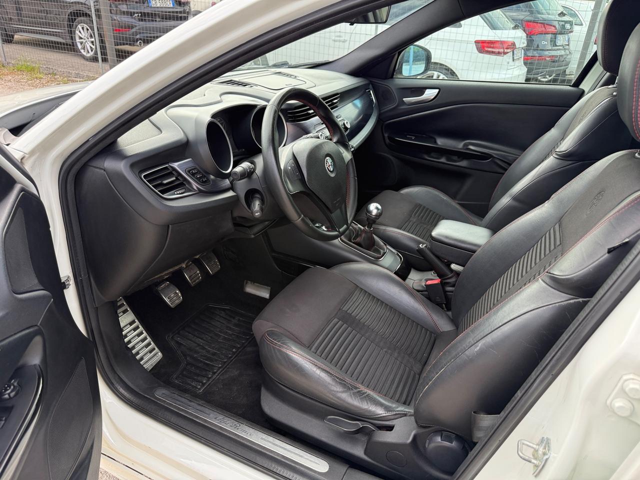 Alfa Romeo Giulietta 1.6 JTDm-2 105 CV Distinctive