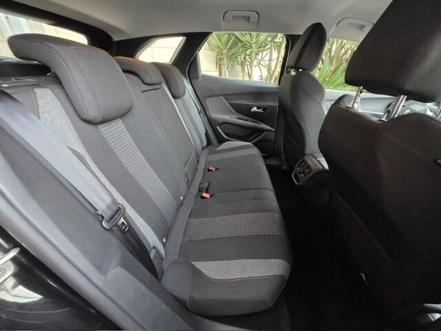 Peugeot 3008 BlueHDi 130 S&S EAT8 Active Pack