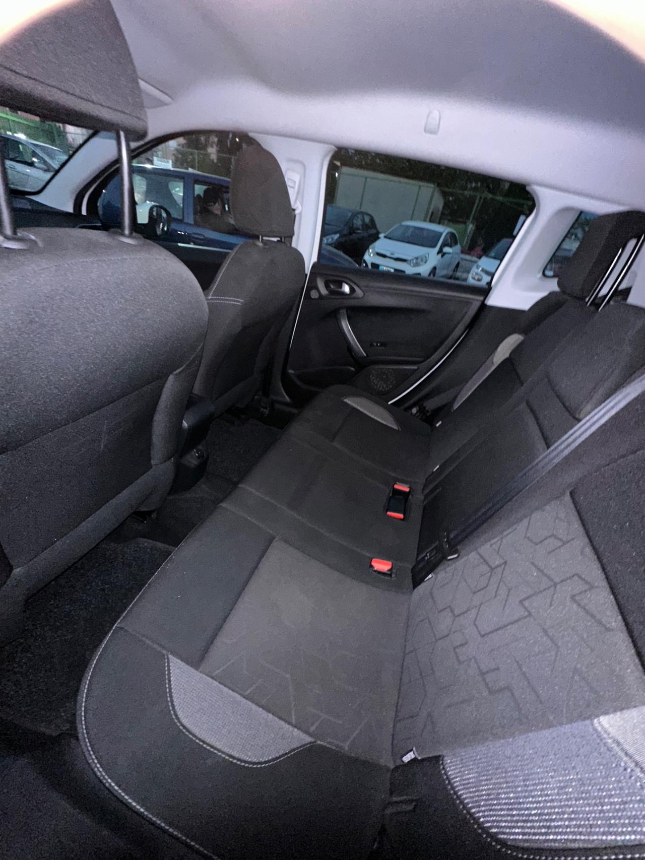 Peugeot 2008 PureTech 82 Allure