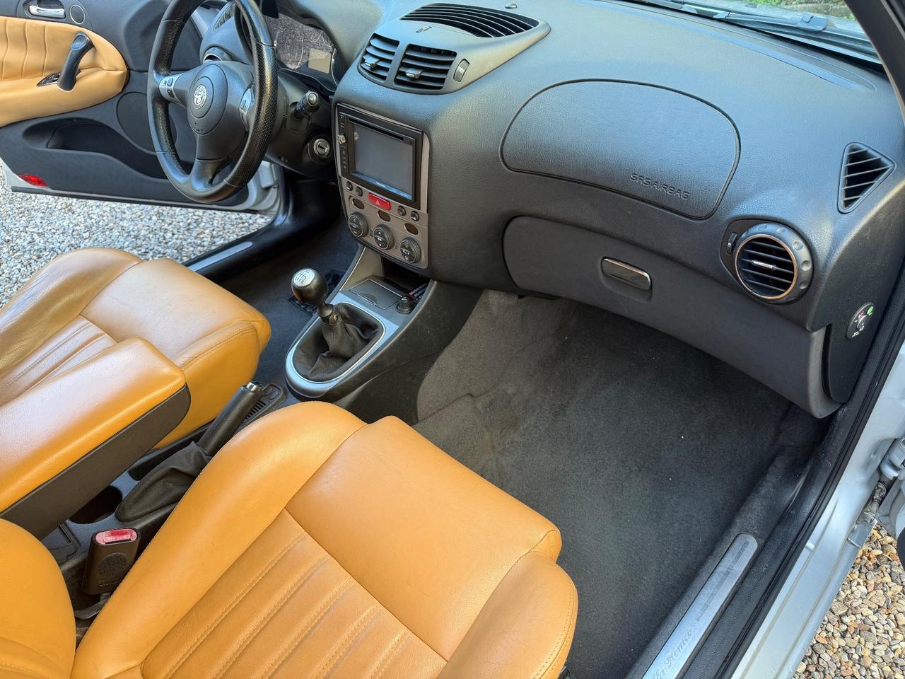 Alfa Romeo 147 1.9 JTD M-JET 16V 5 porte Black Line