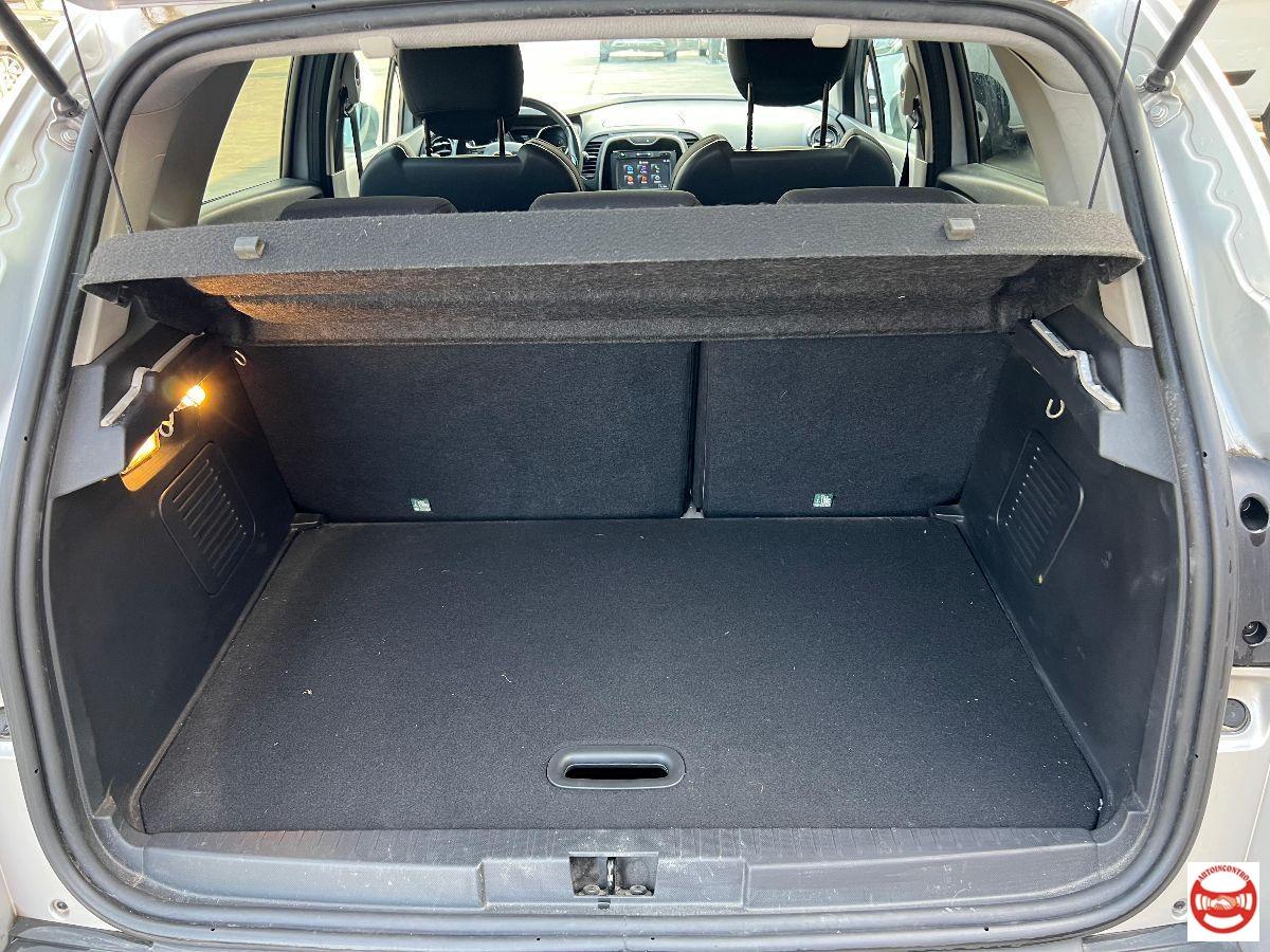 RENAULT - Captur 0.9 tce Live s&s 90cv