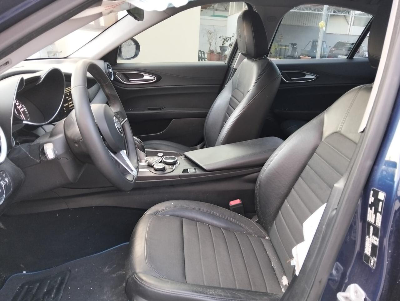 Alfa Romeo Giulia 2.2 TDI 180cv 2017 Sinistrata