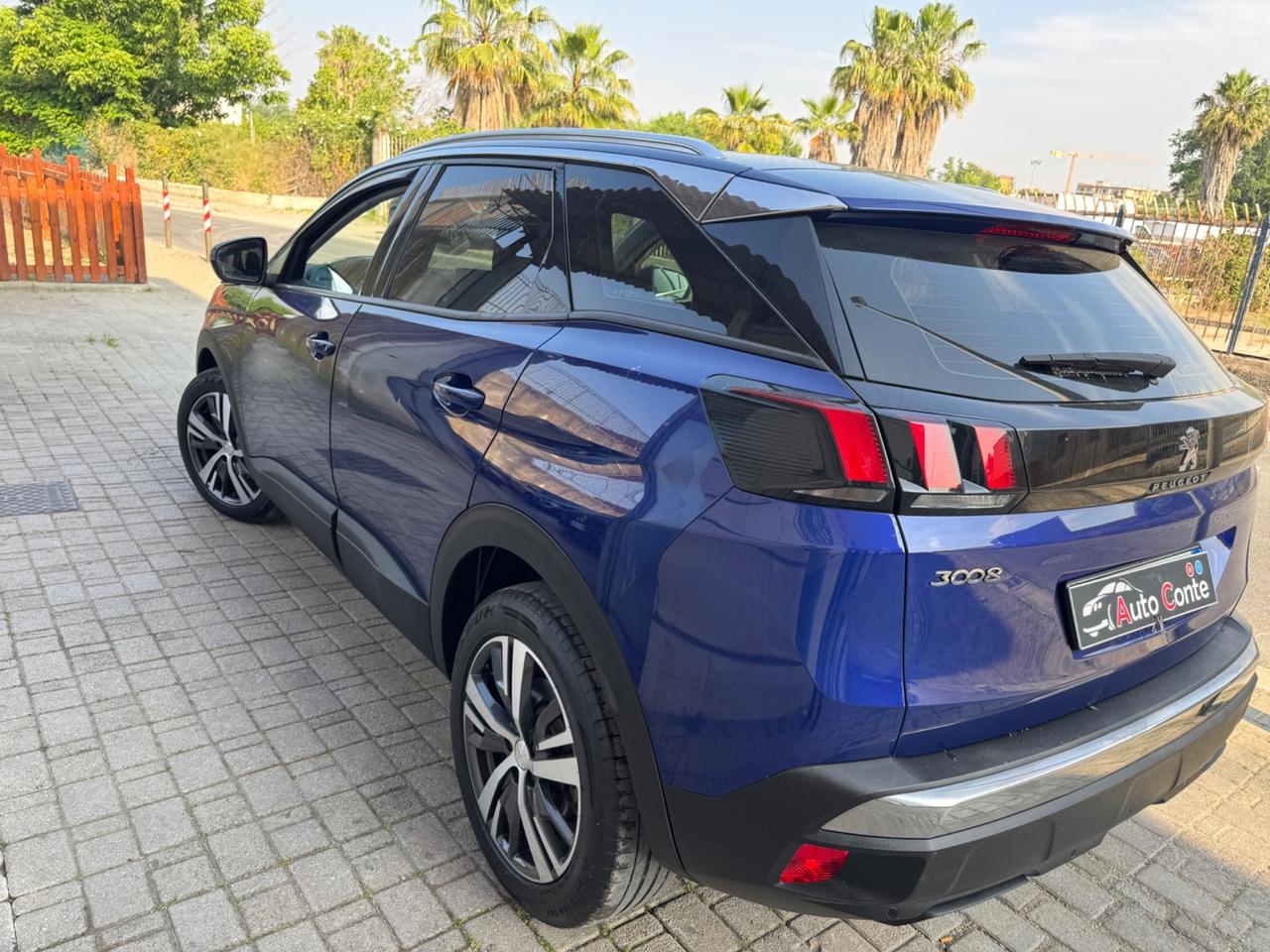 Peugeot 3008 BlueHDi 130 S&S EAT8 Business